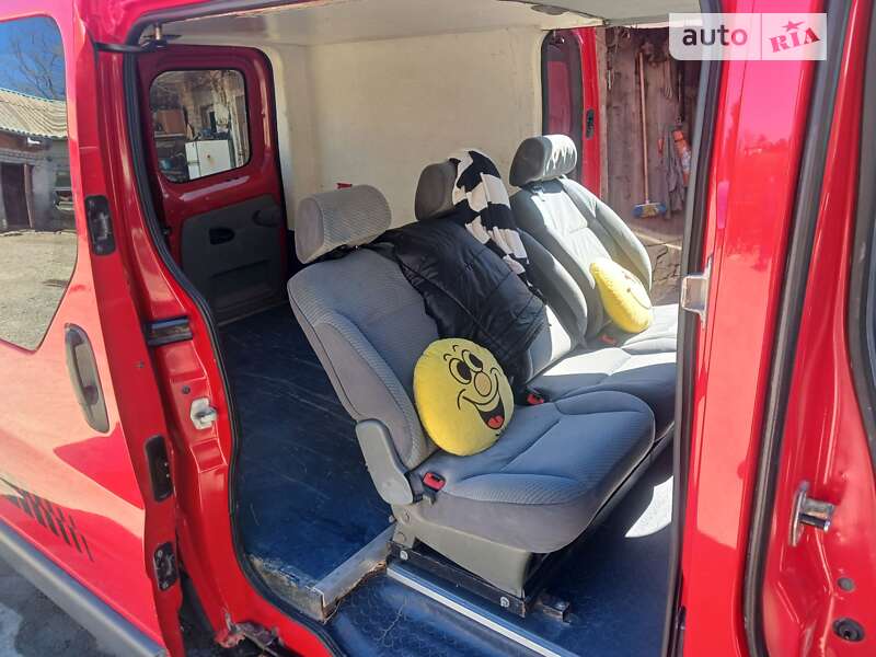 Мінівен Nissan Primastar 2005 в Борщеві