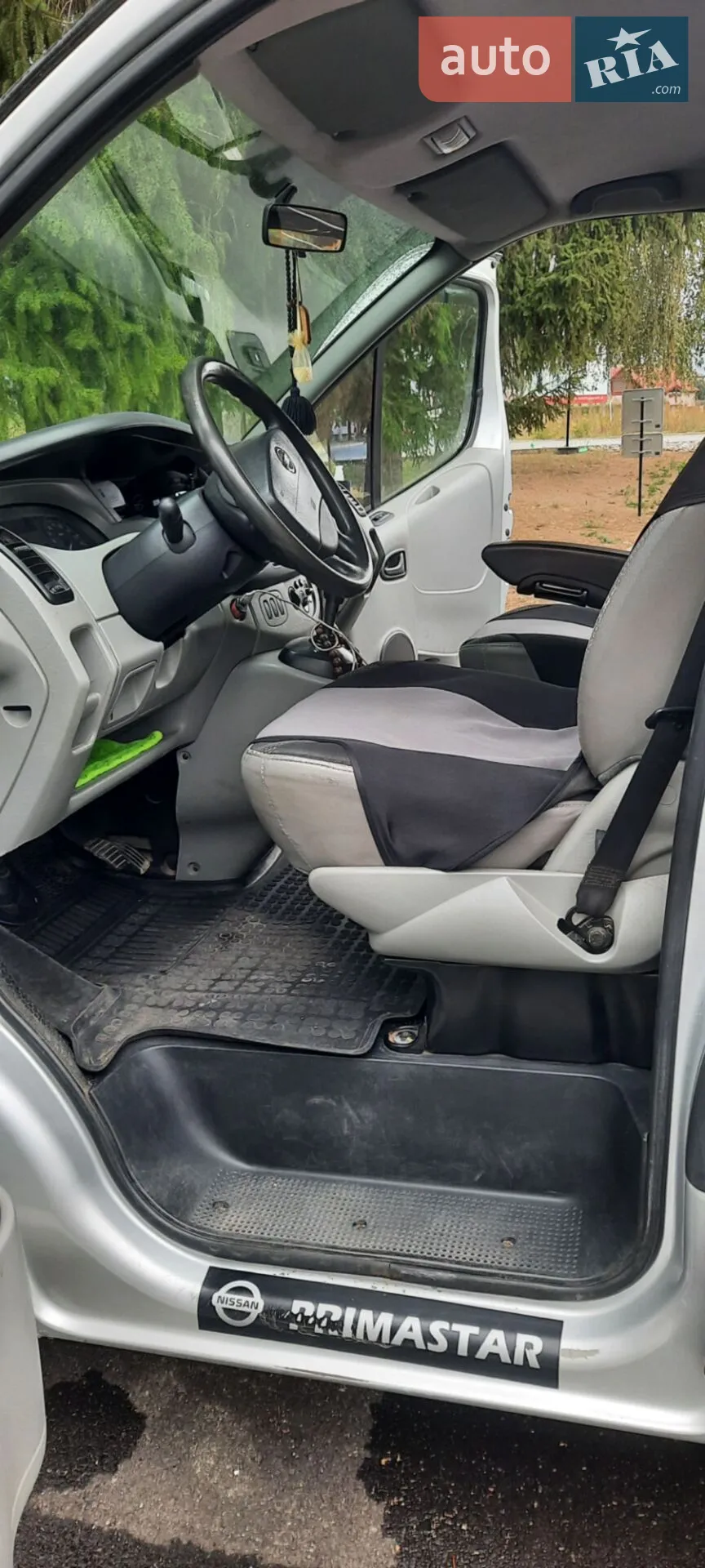 2010 Nissan Primastar - мініатюра 11