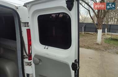 Минивэн Nissan Primastar 2010 в 