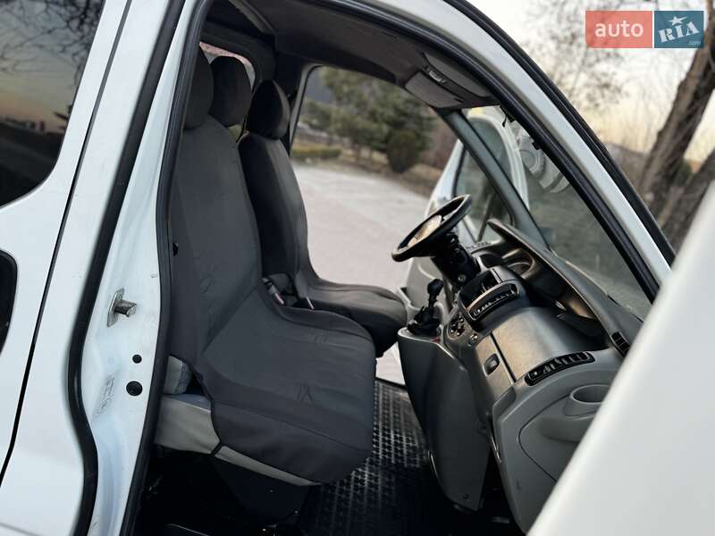 Минивэн Nissan Primastar 2006 в Львове
