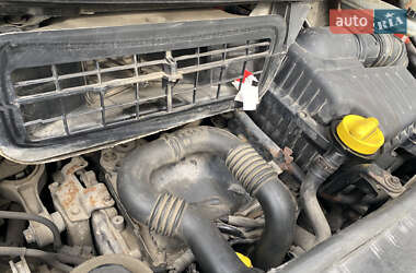 Грузовой фургон Nissan Primastar 2007 в 