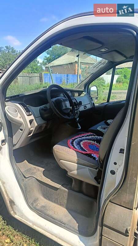 Микровэн Nissan Primastar 2003 в Купянске
