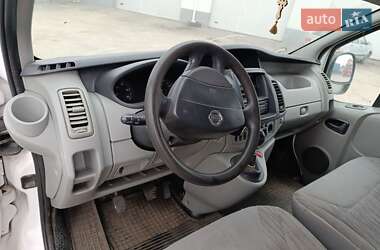Грузопассажирский фургон Nissan Primastar 2012 в 