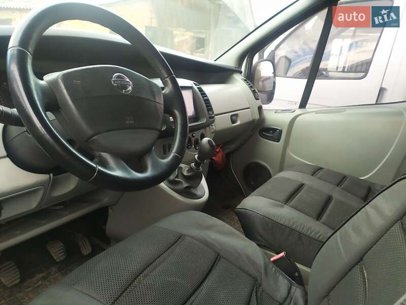 Вантажний фургон Nissan Primastar 2004 в Житомирі