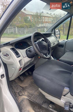 Вантажний фургон Nissan Primastar 2006 в 