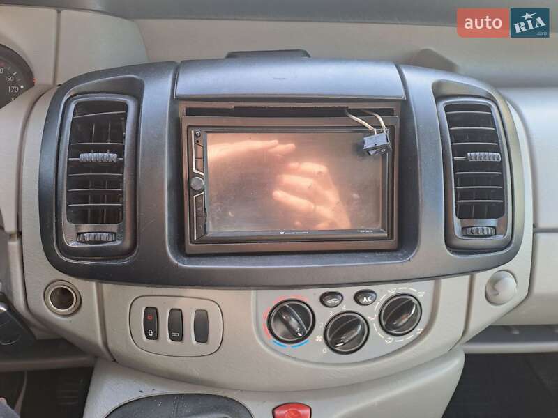 Вантажний фургон Nissan Primastar 2010 в Львові