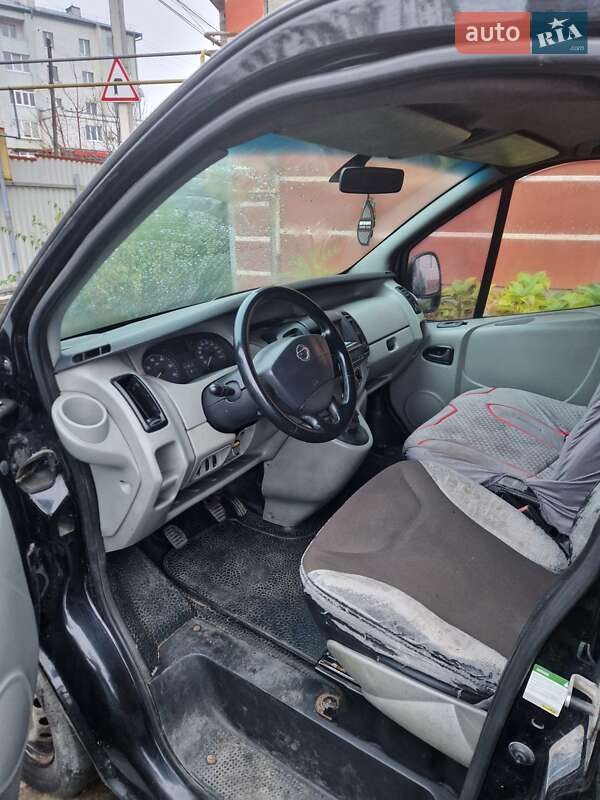 Мінівен Nissan Primastar 2005 в Чернівцях