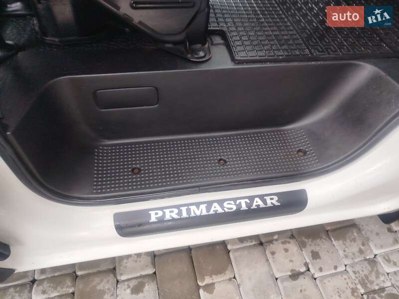 Минивэн Nissan Primastar 2008 в Нетешине