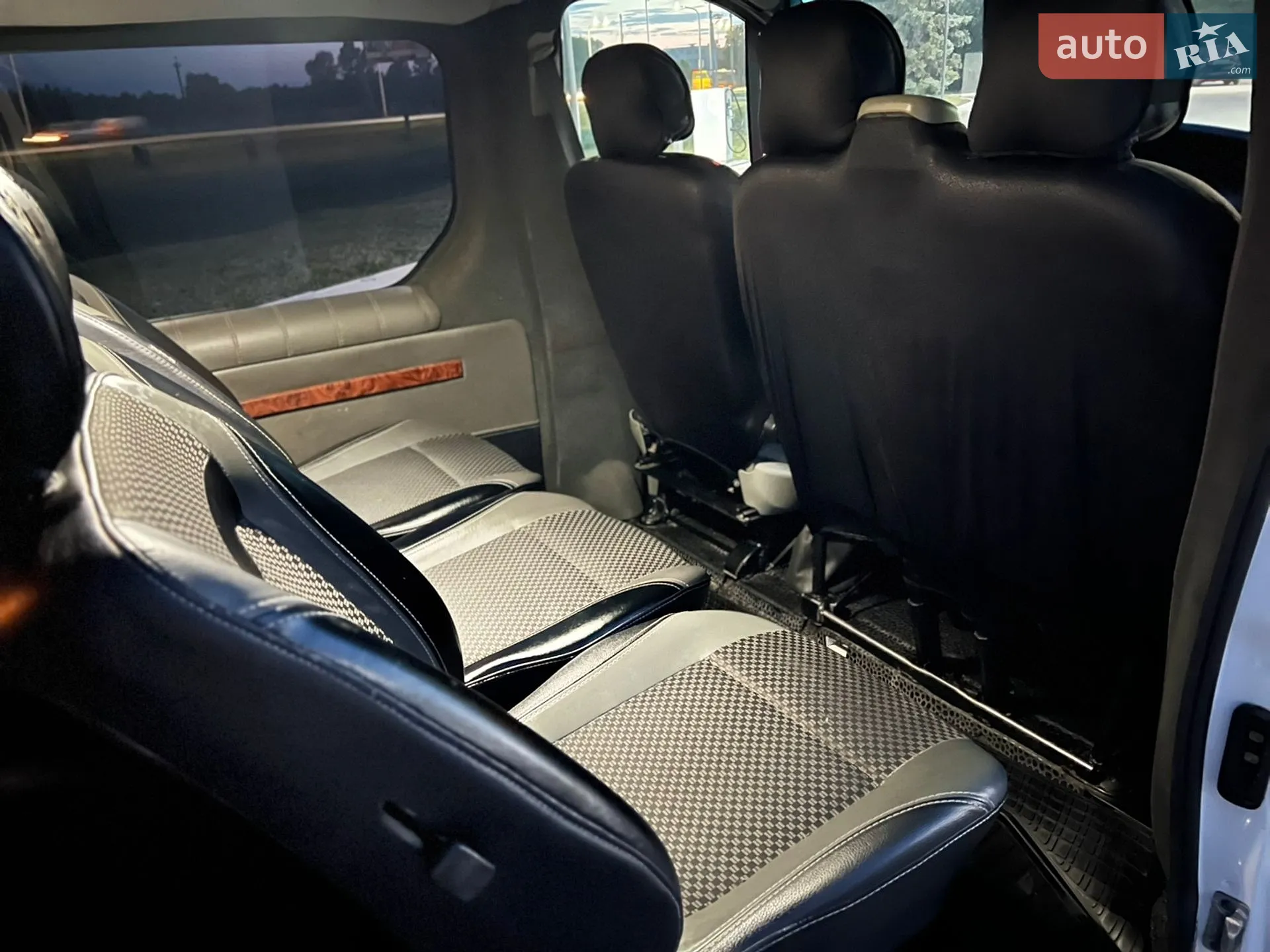 2011 Nissan Primastar - мініатюра 21