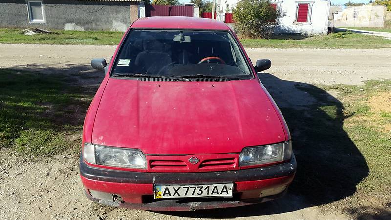 Седан Nissan Primera 1990 в Николаеве