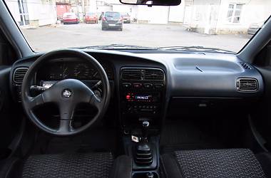 Седан Nissan Primera 1991 в Одессе