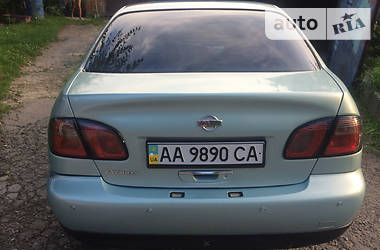 Седан Nissan Primera 2001 в Львове