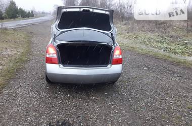 Седан Nissan Primera 2003 в Ивано-Франковске