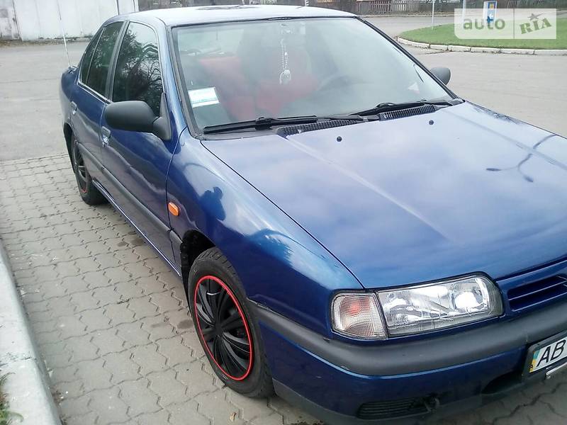 Седан Nissan Primera 1994 в Виннице