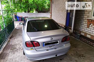 Седан Nissan Primera 2001 в Голованевске
