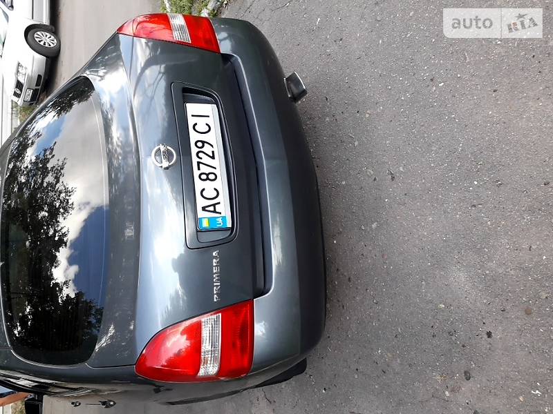 Седан Nissan Primera 2003 в Нововолинську