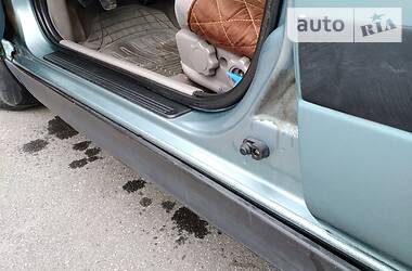 Седан Nissan Primera 2001 в 