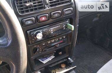 Седан Nissan Primera 1992 в 