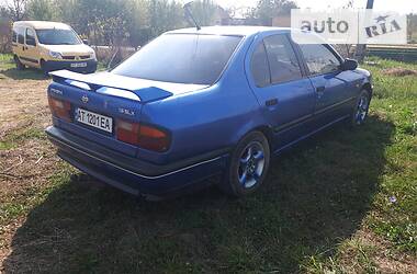 Седан Nissan Primera 1995 в Ивано-Франковске