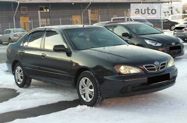 Седан Nissan Primera 2001 в Киеве