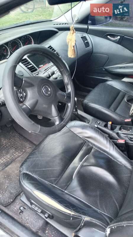 Седан Nissan Primera 2003 в Киеве