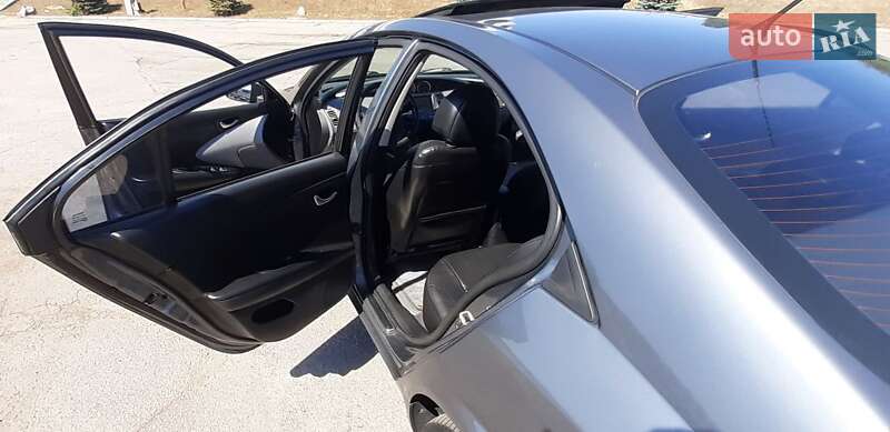 Седан Nissan Primera 2002 в Кременчуці