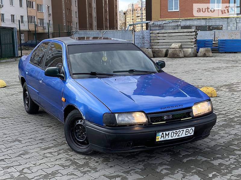 Седан Nissan Primera 1992 в Одессе