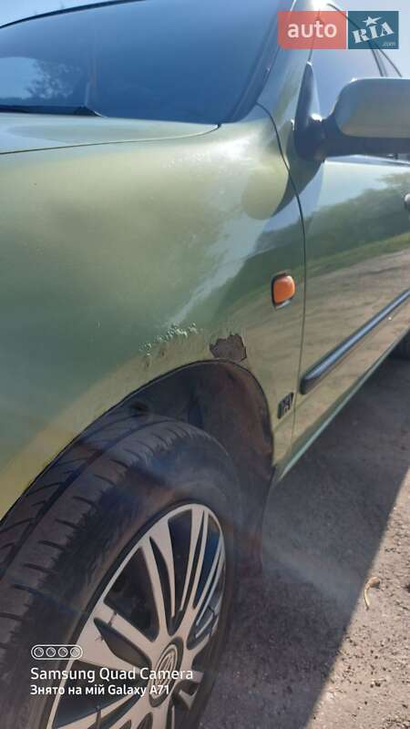 Лифтбек Nissan Primera 1996 в Бережанах