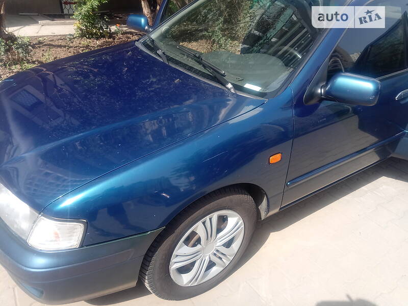 Універсал Nissan Primera 1998 в Южному