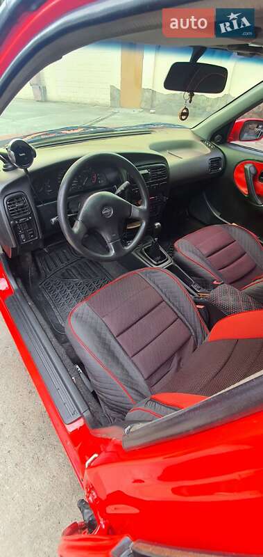 Седан Nissan Primera 1991 в Одесі