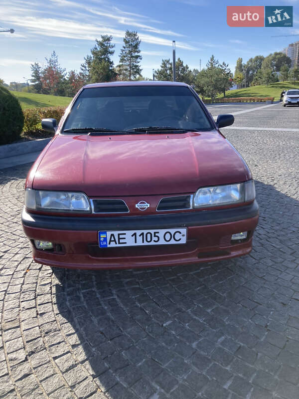 Седан Nissan Primera 1995 в Дніпрі фото 2 Седан Nissan Primera 1995 в Дніпрі