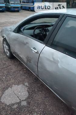 Седан Nissan Primera 2004 в Катеринополе