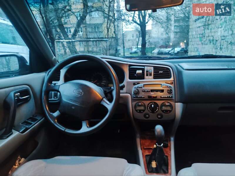 Седан Nissan Primera 1999 в Дніпрі