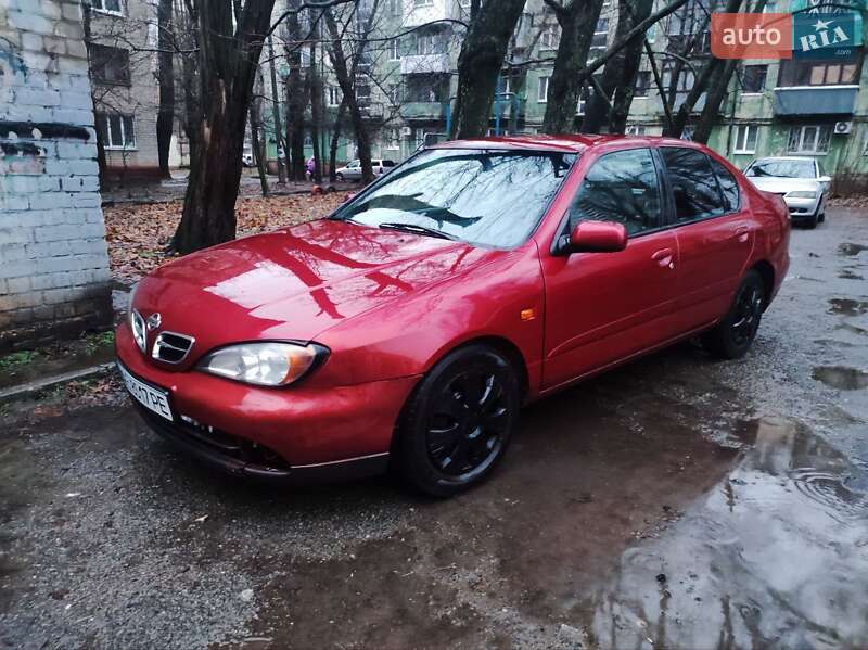 Седан Nissan Primera 1999 в Дніпрі