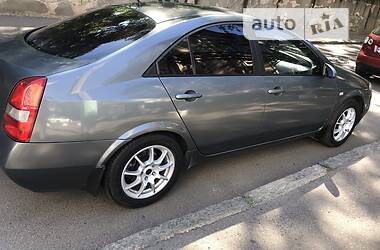 Седан Nissan Primera 2003 в Умані