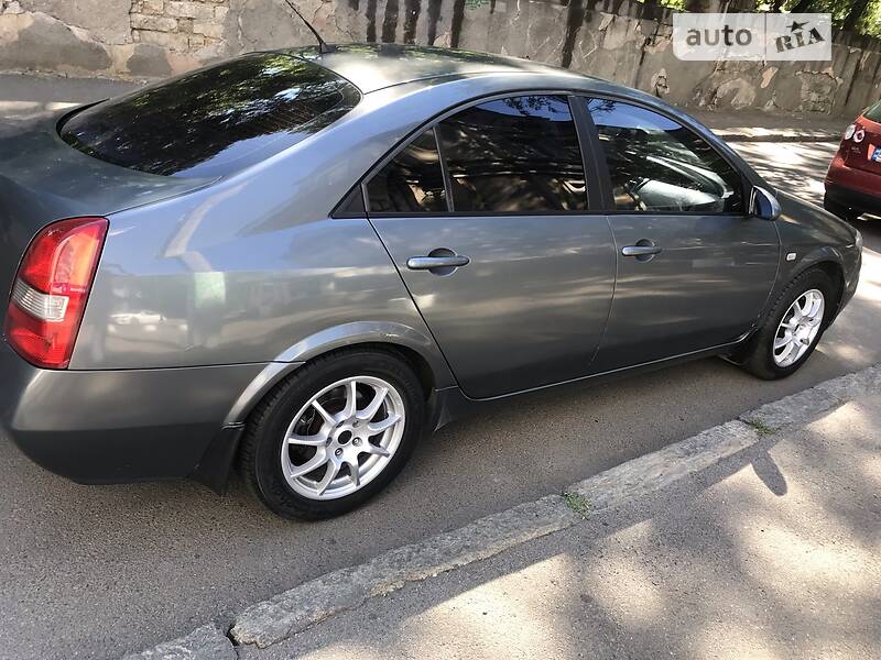 Nissan Primera 2003