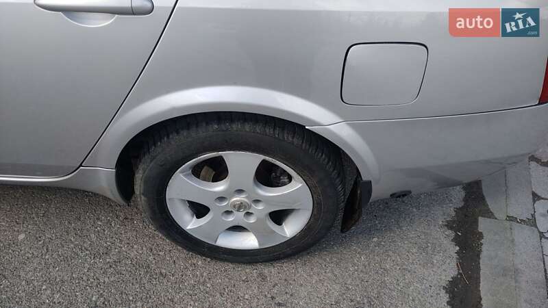 Седан Nissan Primera 2002 в Івано-Франківську