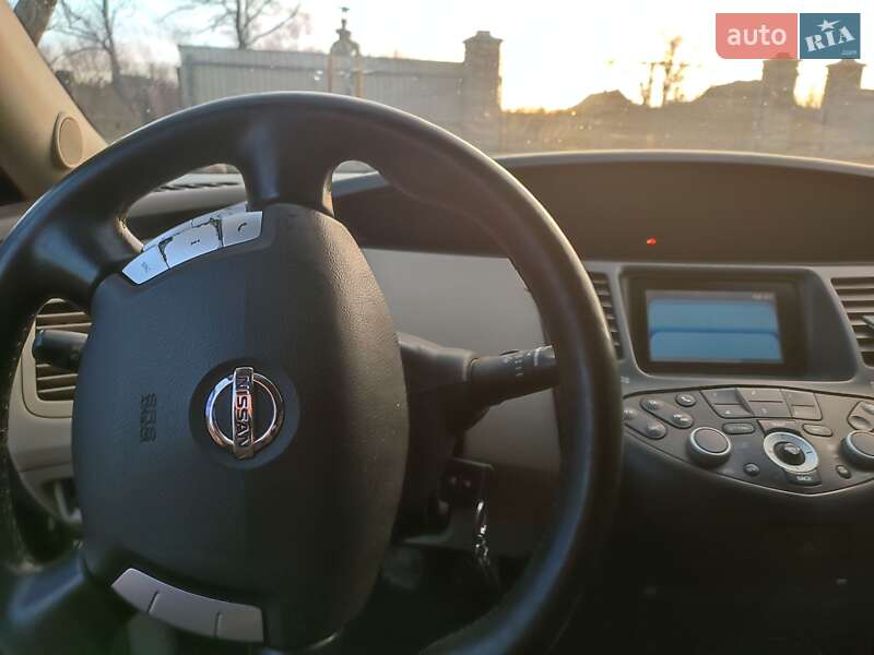 Седан Nissan Primera 2006 в Кельменцях
