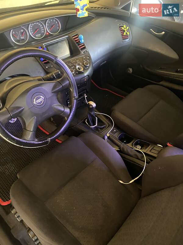 Седан Nissan Primera 2004 в Рожнятове