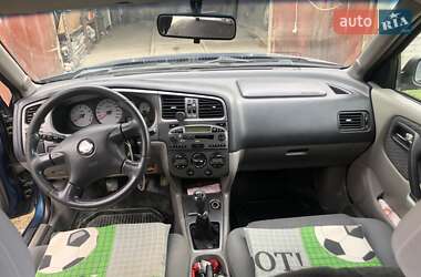 Седан Nissan Primera 2001 в Виньковцах