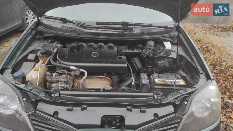 Седан Nissan Primera 2002 в Запорожье