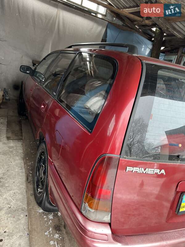 Универсал Nissan Primera 1992 в Зборове