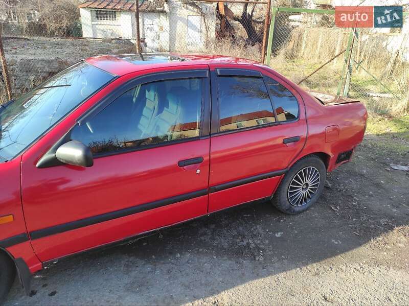 Седан Nissan Primera 1991 в Одессе