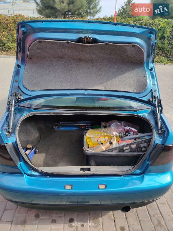 Седан Nissan Primera 2001 в Одессе