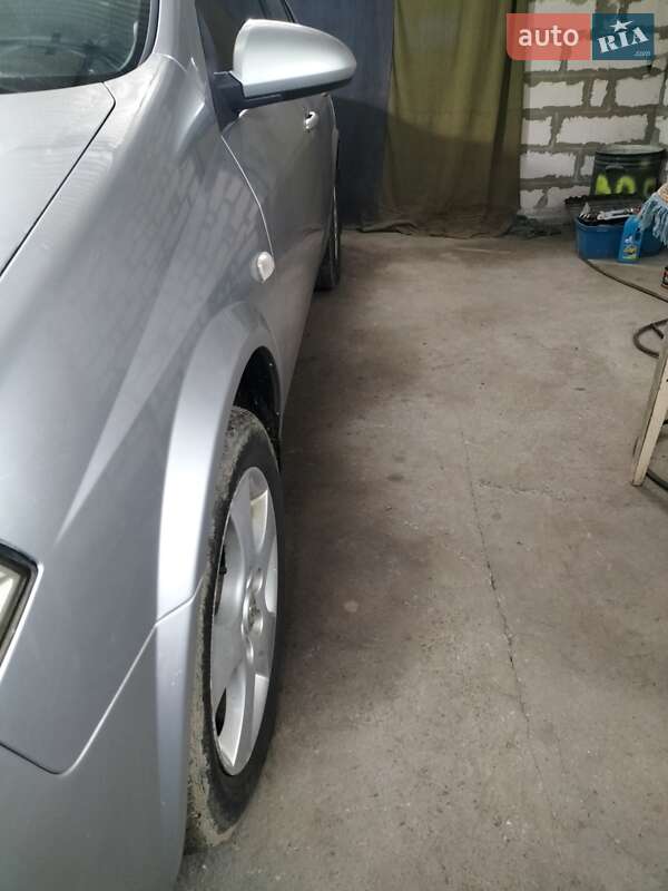 Седан Nissan Primera 2003 в Полтаві