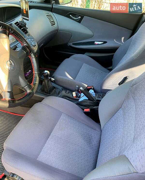 Седан Nissan Primera 2002 в Днепре