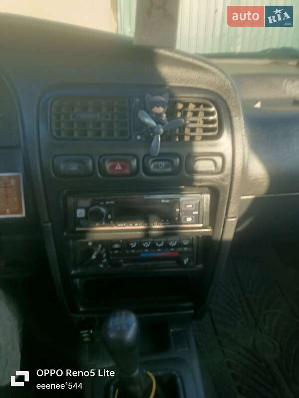 Хэтчбек Nissan Primera 1994 в Березовке