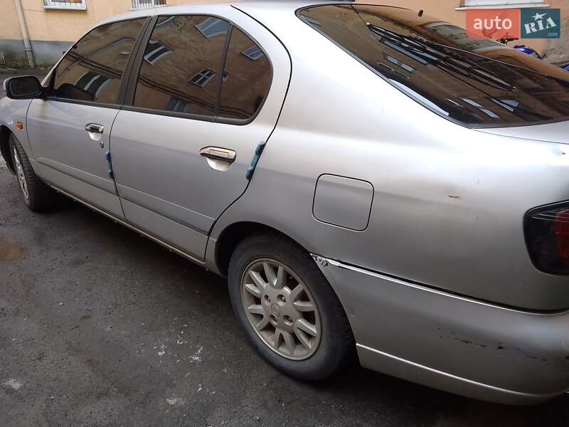 Лифтбек Nissan Primera 1999 в Львове фото 4 Лифтбек Nissan Primera 1999 в Львове