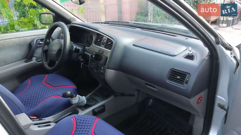 Лифтбек Nissan Primera 2000 в Николаеве фото 7 Лифтбек Nissan Primera 2000 в Николаеве