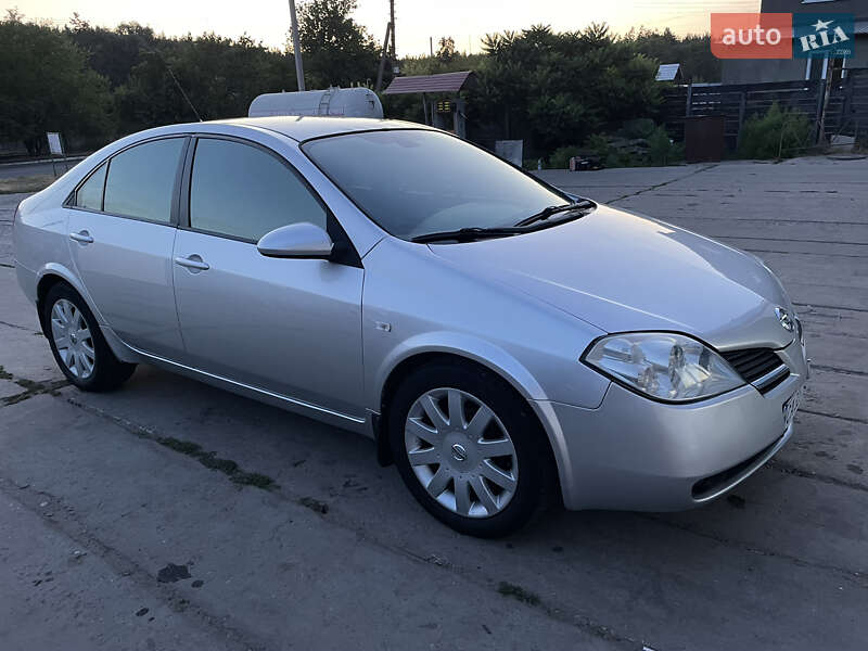 Седан Nissan Primera 2003 в Чигирину